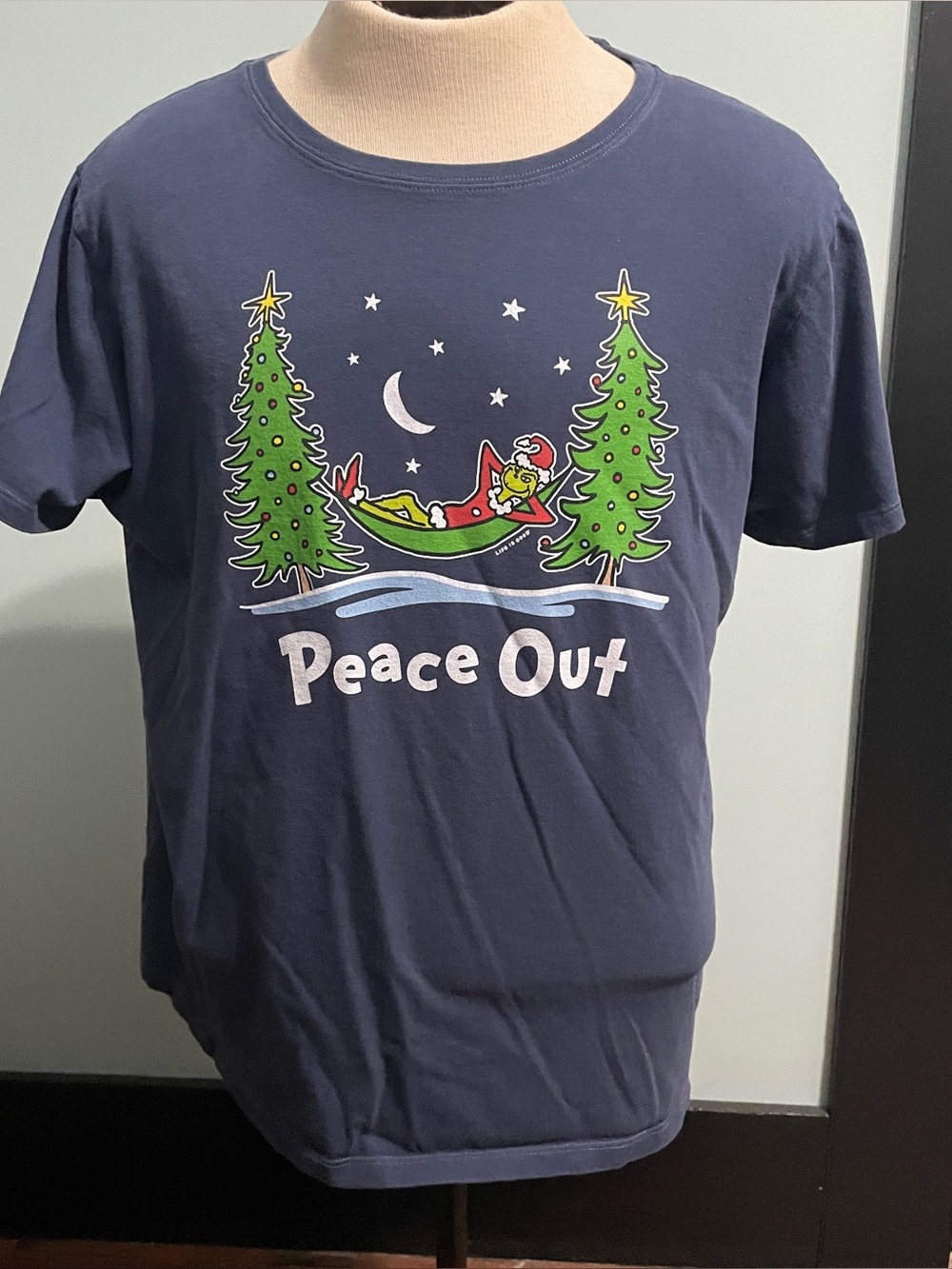 Life is Good XXL Grinch Peace Out 100% Cotton Shirt